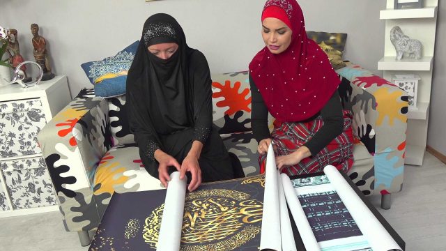 [SexWithMuslims] Elisa Tiger, Chloe Lamour (Muslim slut fucks for posters / 07.17.2020)