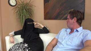 [SexWithMuslims] Molly Lee (Jealous woman in niqab gets a hard cock / 12.27.2024)